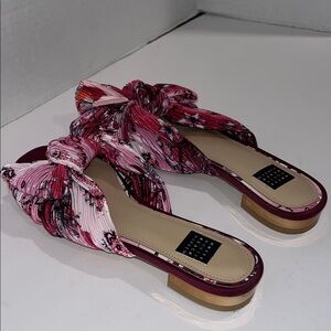 White House Black Market Pink Floral Knot Slide Mules